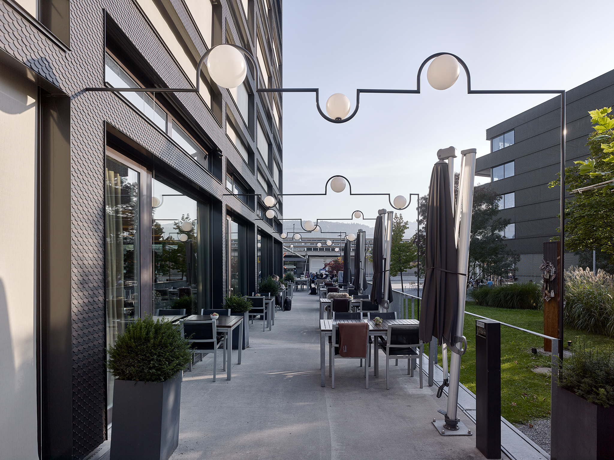 Aparthotel, Beleuchtung Terrasse